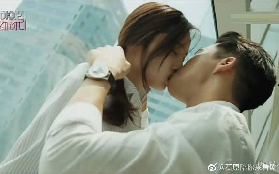 国产剧吻戏视频大全,盘点那些令人脸红的吻戏集锦